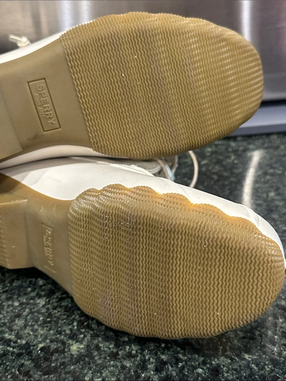 Girls Sperry sport saltwater golden vanilla duck boots sz 3 used